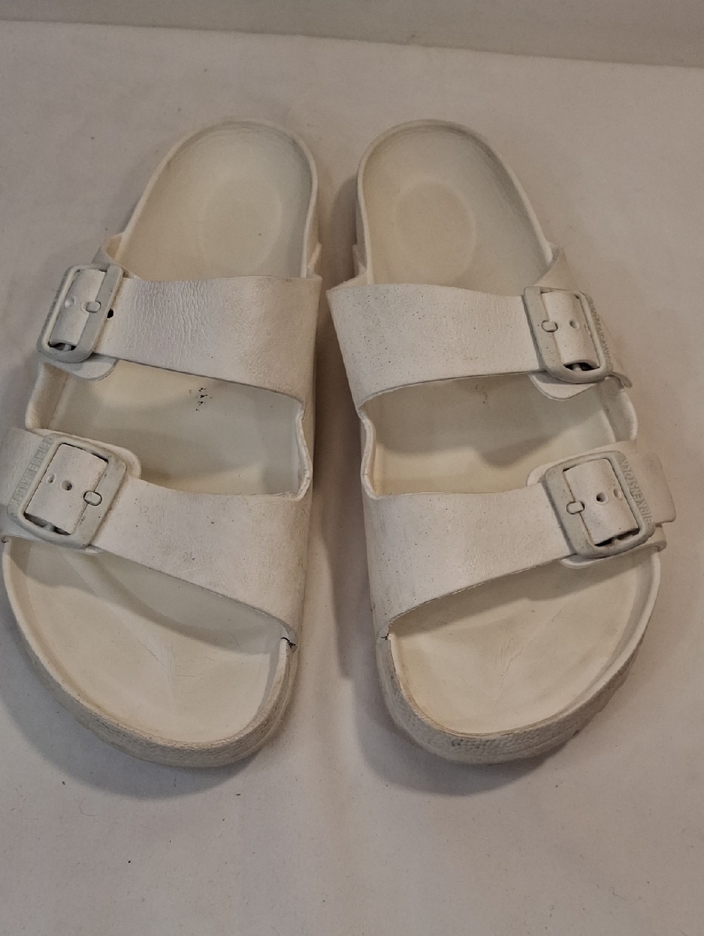 Birkenstock Arizona Style Mens  White Two-Strap Rubber Sandals. Lightly Worn.